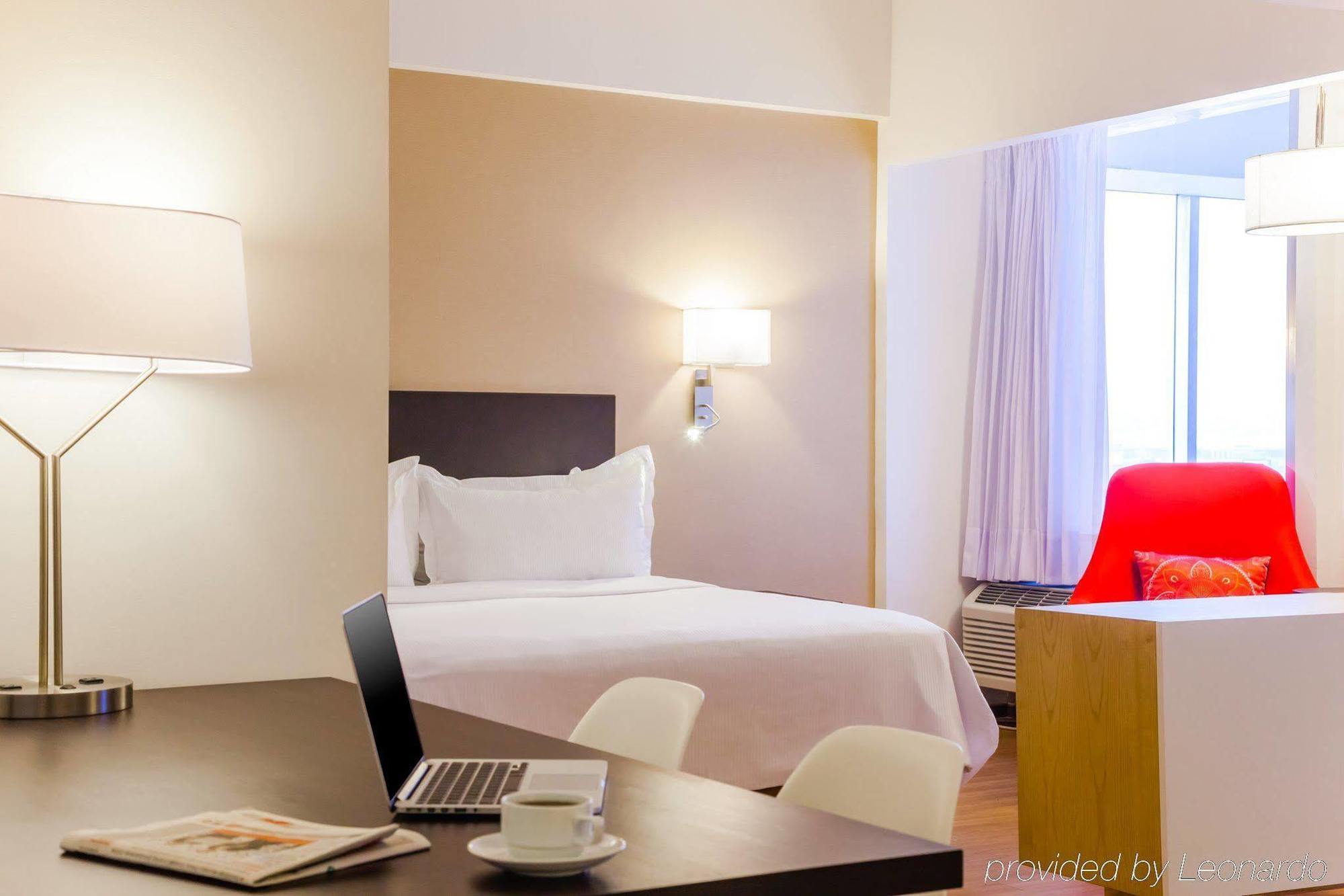 Tlalnepantla de Baz Fiesta Inn Tlalnepantla מראה חיצוני תמונה