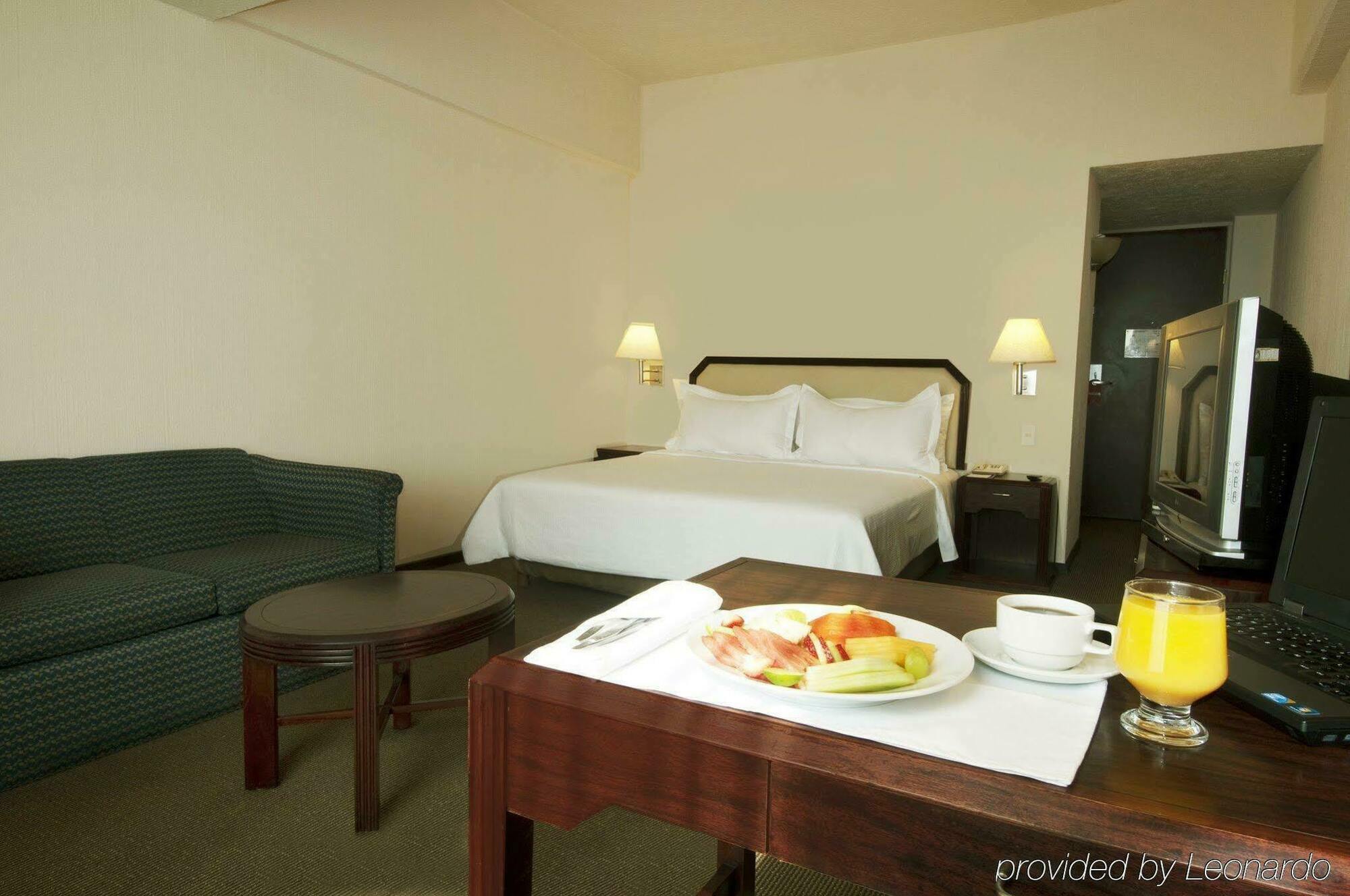 Tlalnepantla de Baz Fiesta Inn Tlalnepantla חדר תמונה