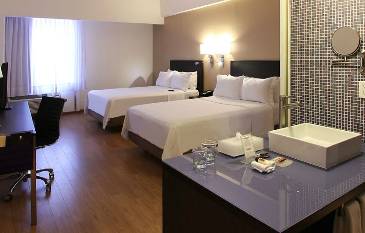 Tlalnepantla de Baz Fiesta Inn Tlalnepantla מראה חיצוני תמונה
